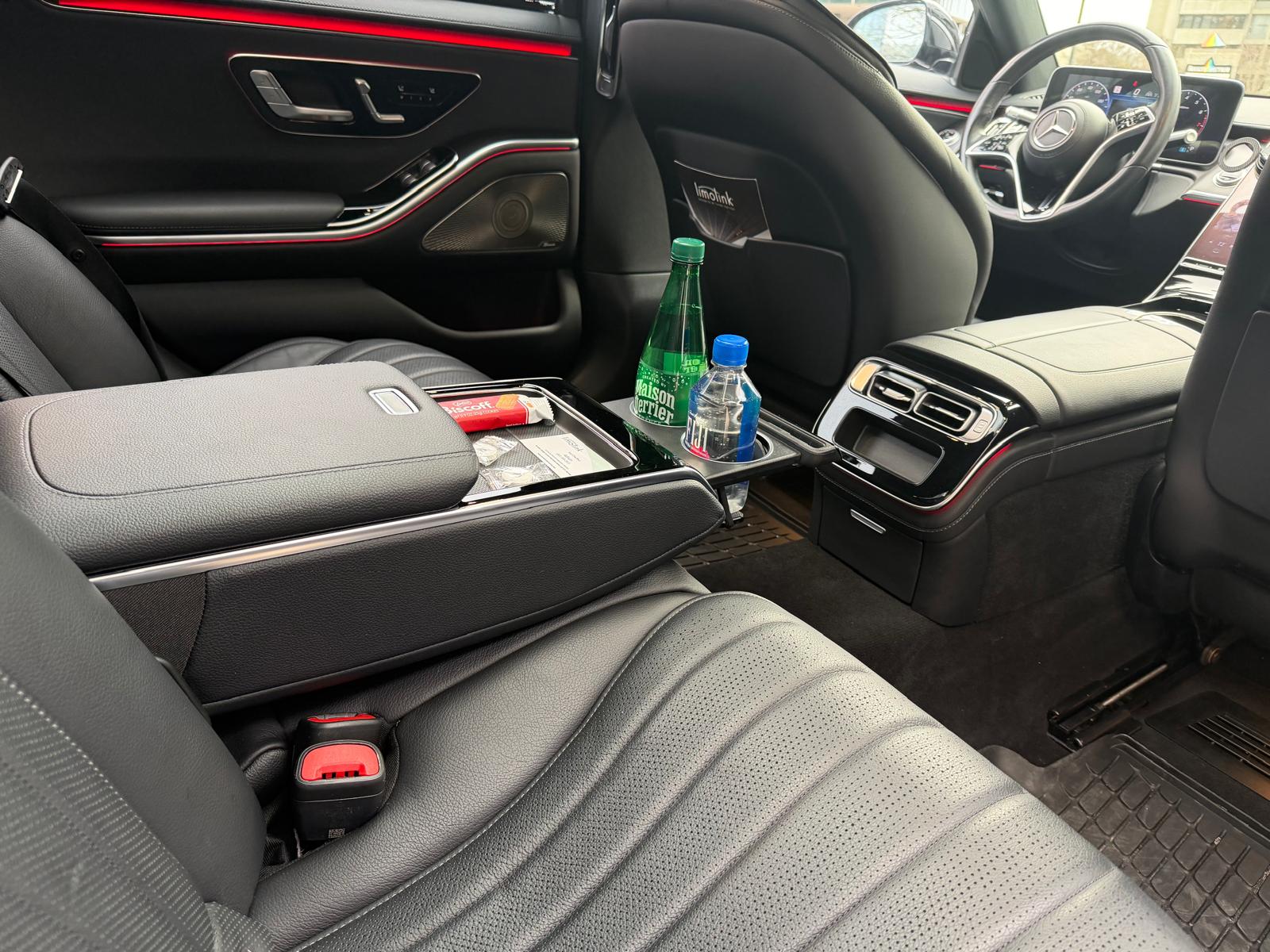 Corporate Class Transport luxury executive vehicle — Washington D.C. chauffeured car service