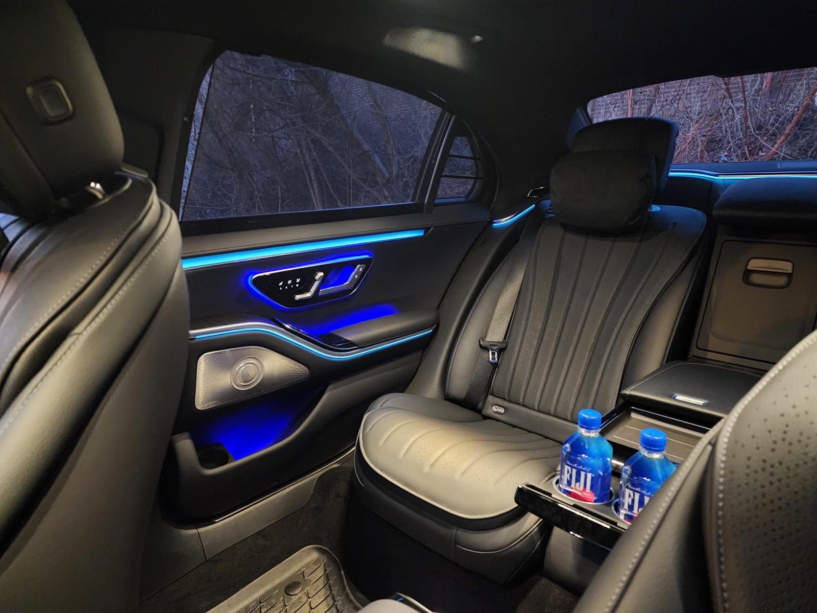 Executive car service Baltimore Maryland — luxury black car fleet