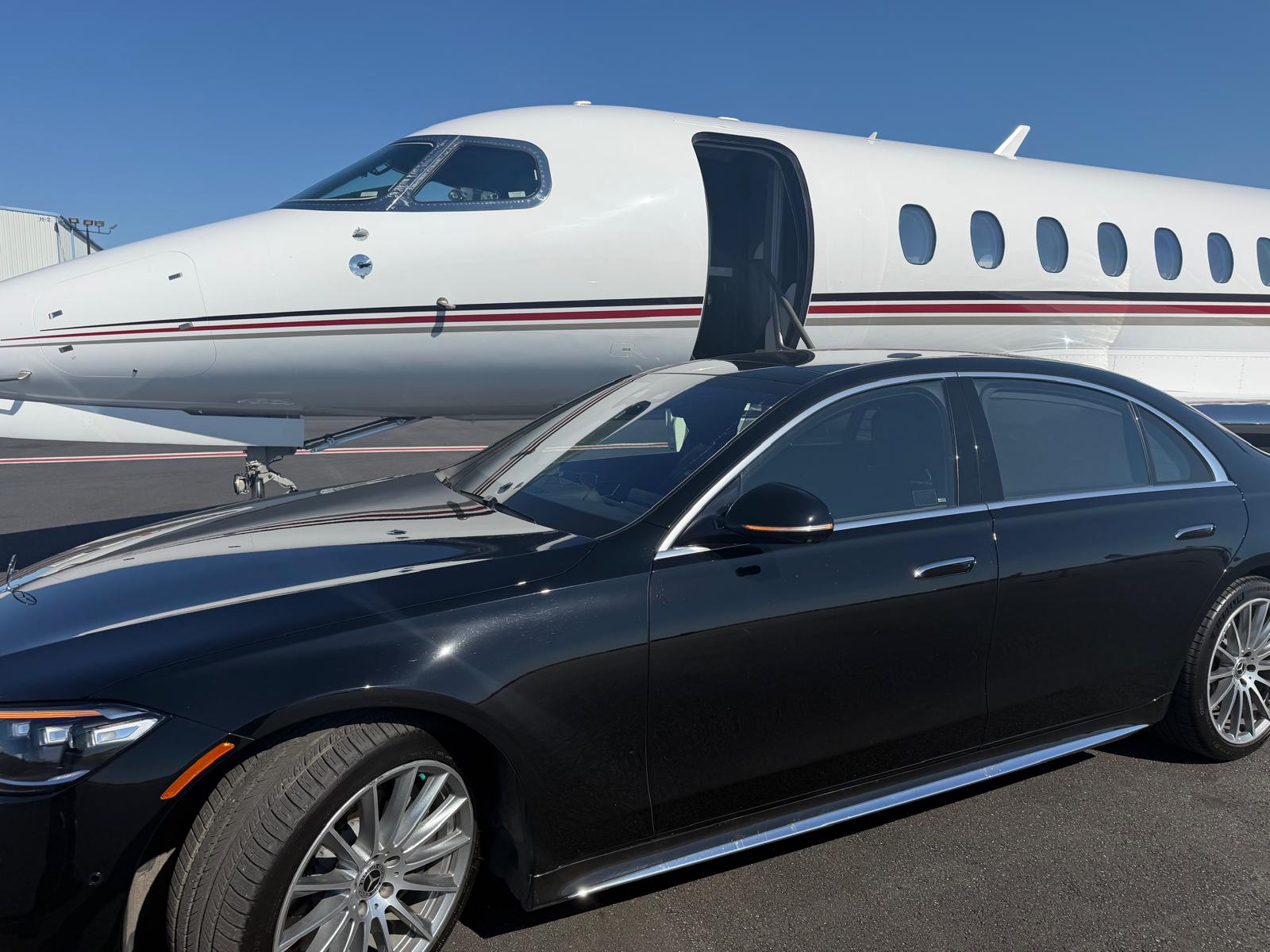 Corporate Class Transport luxury black car — executive chauffeur service Washington D.C.